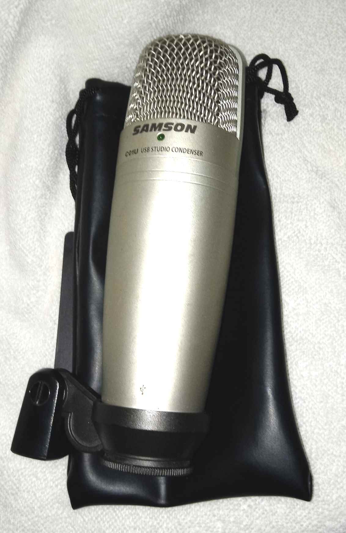 Samson C01U USB Studio Condensor Microphone microphone audio podcast webcast usb mic recording condenser microphone